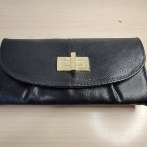 RELIC Bella Black Faux Leather Checkbook Wallet w/ Flap & Gold Hardware EUC